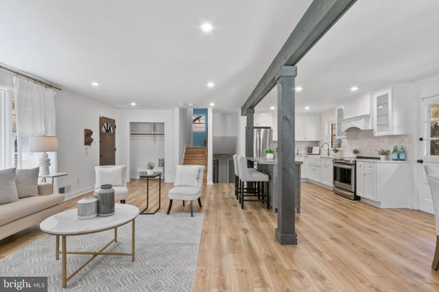 $743,000 | 3905 Chanel Road, Annandale, VA 22003