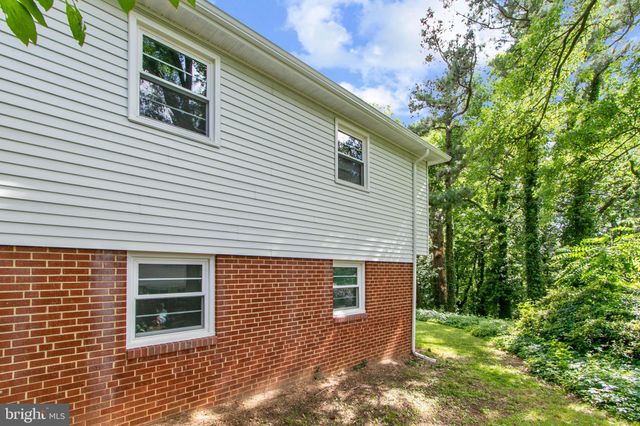 $743,000 | 3905 Chanel Road, Annandale, VA 22003