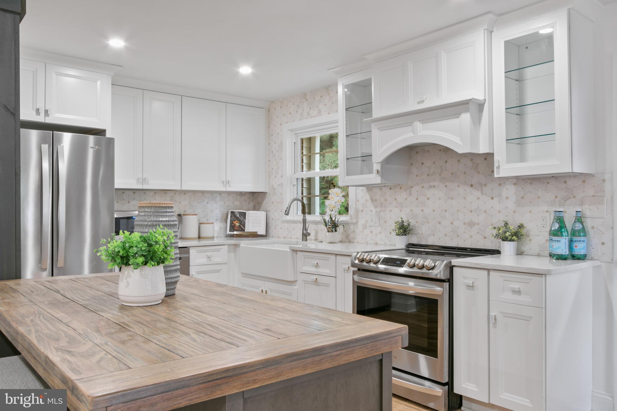 3905 Chanel Road Annandale, VA 22003 - Photo 9 of 55