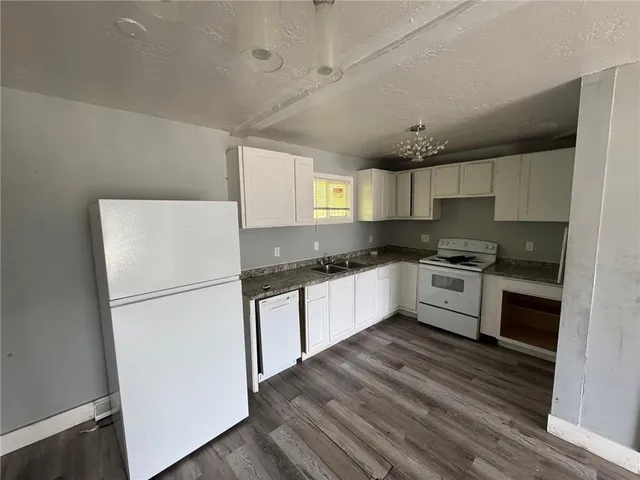 $97,900 | 7123 East 106th Terrace, Kansas City, MO 64134