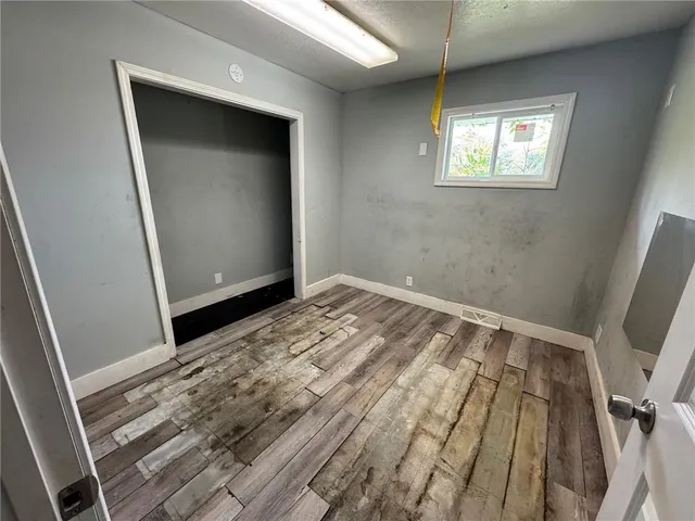 $97,900 | 7123 East 106th Terrace, Kansas City, MO 64134