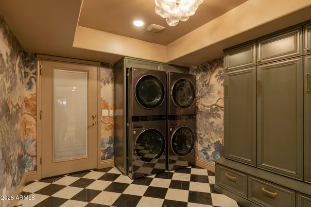 $1,875,000 | 8219 South Pecan Grove Circle, Tempe, AZ 85284