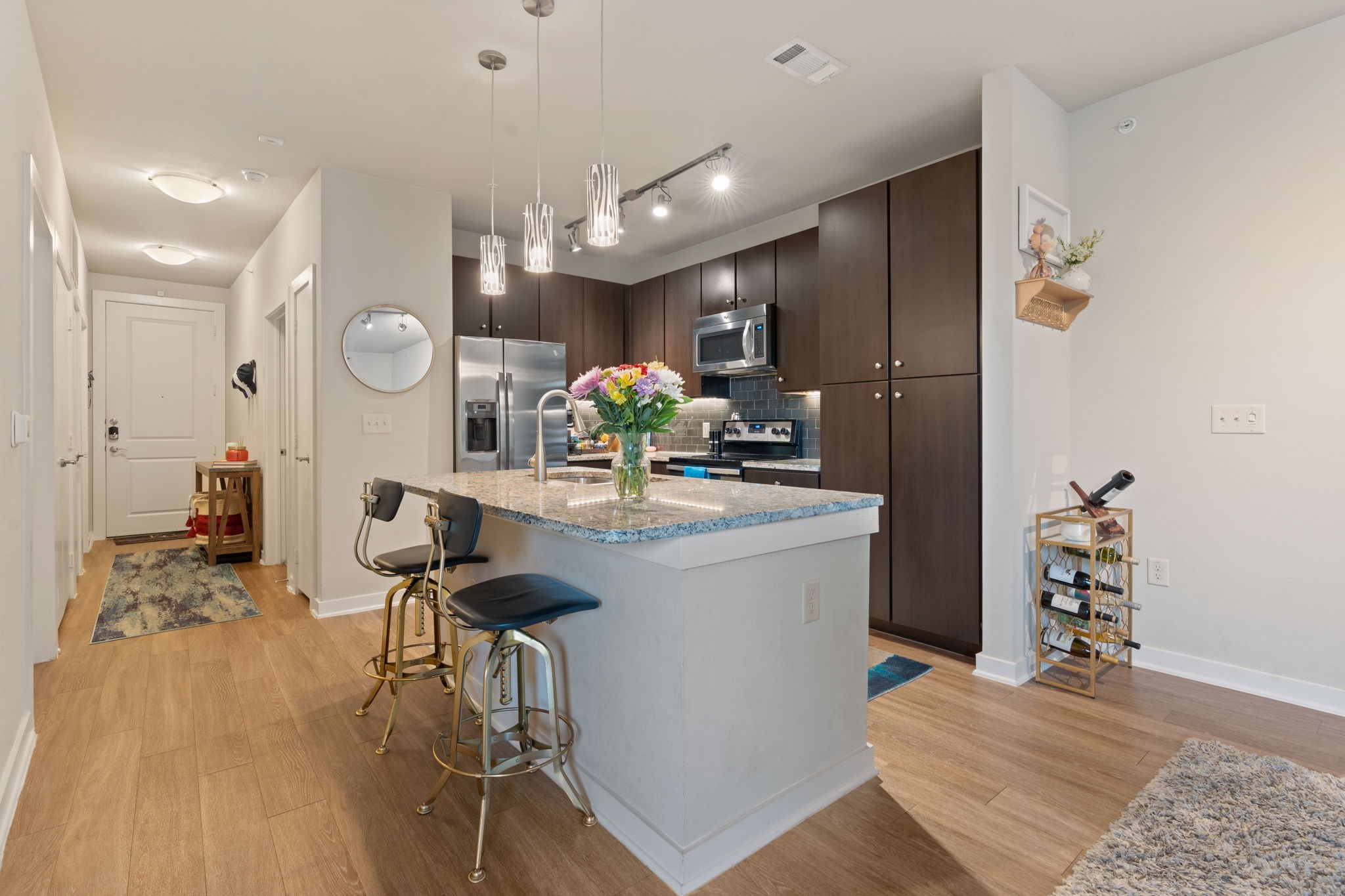 1900 Barton Springs Road, Unit 5031 Austin, TX 78704 - Photo 9 of 40 kitchen