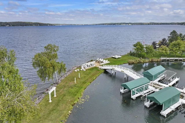 $4,999,000 | N1802 Wildwood Drive, Linn, WI 53147