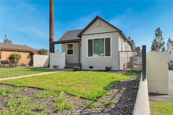 $999,000 | 70 West Claremont Street, Pasadena, CA 91103