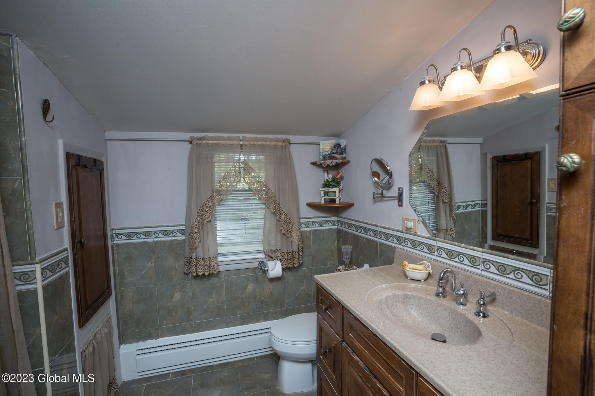 7 Southgate Road Colonie, NY 12211 - Photo 16 of 24 066-7-Southgate-Rd