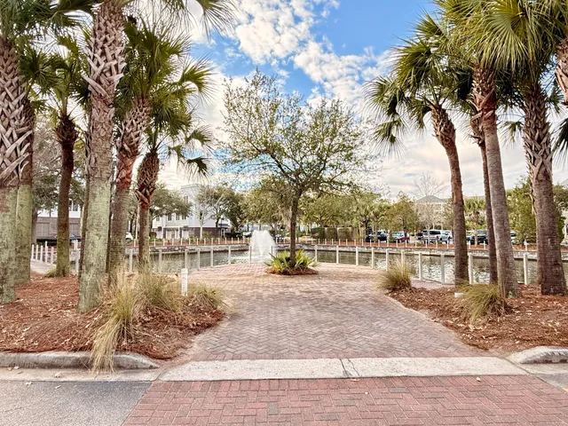 $650,000 | 200 River Landing Drive, Unit 208F, Charleston, SC 29492