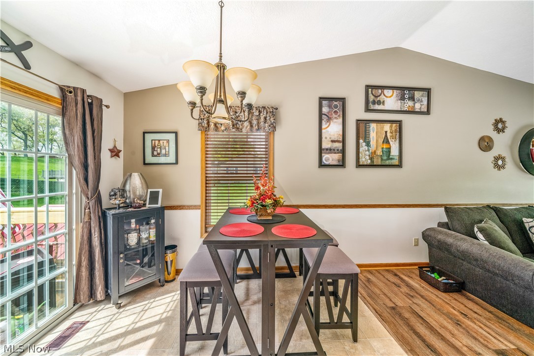 1804 Lake Heights Road Northwest Canton, OH 44708 - Photo 3 of 17 Gallery Image 3