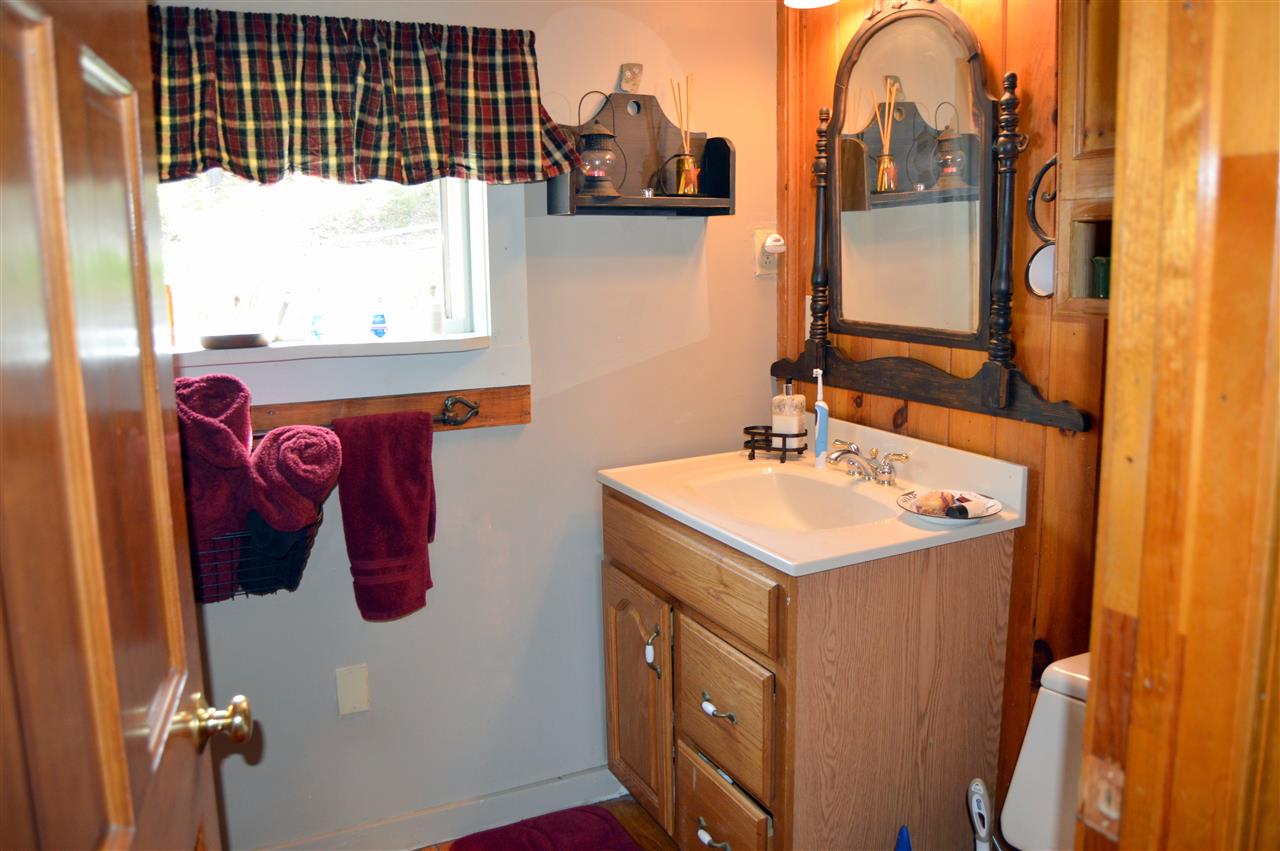 1251 Tiffany Road Mount Holly, VT 05730 - Photo 14 of 37