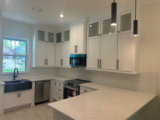 $430,000 | 3515 Country Club Boulevard, Montgomery, TX 77356