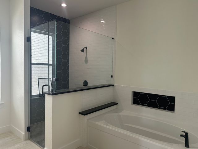 $430,000 | 3515 Country Club Boulevard, Montgomery, TX 77356