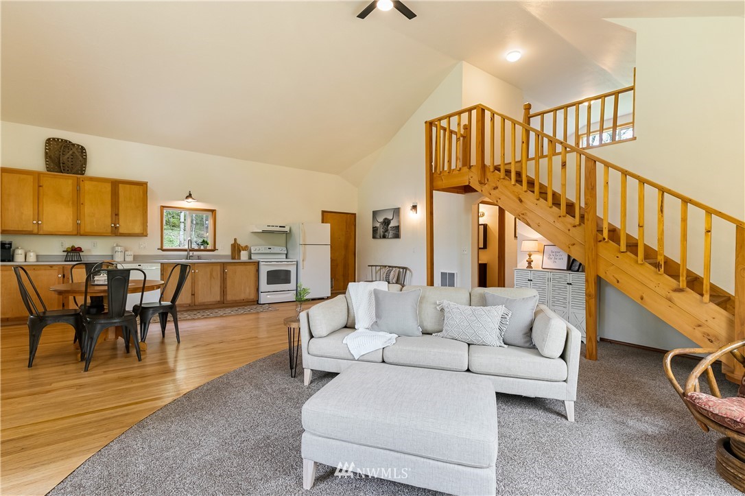 2930 Youngs Road Custer, WA 98240 - Photo 6 of 40