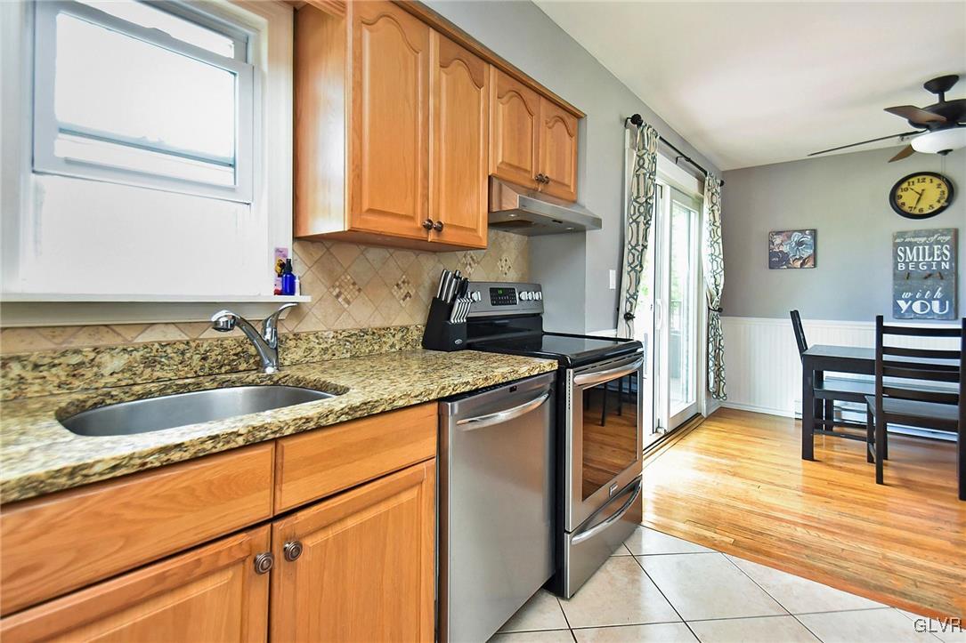 3057 Shakespeare Road Bethlehem, PA 18017 - Photo 14 of 34 Gallery Image 14