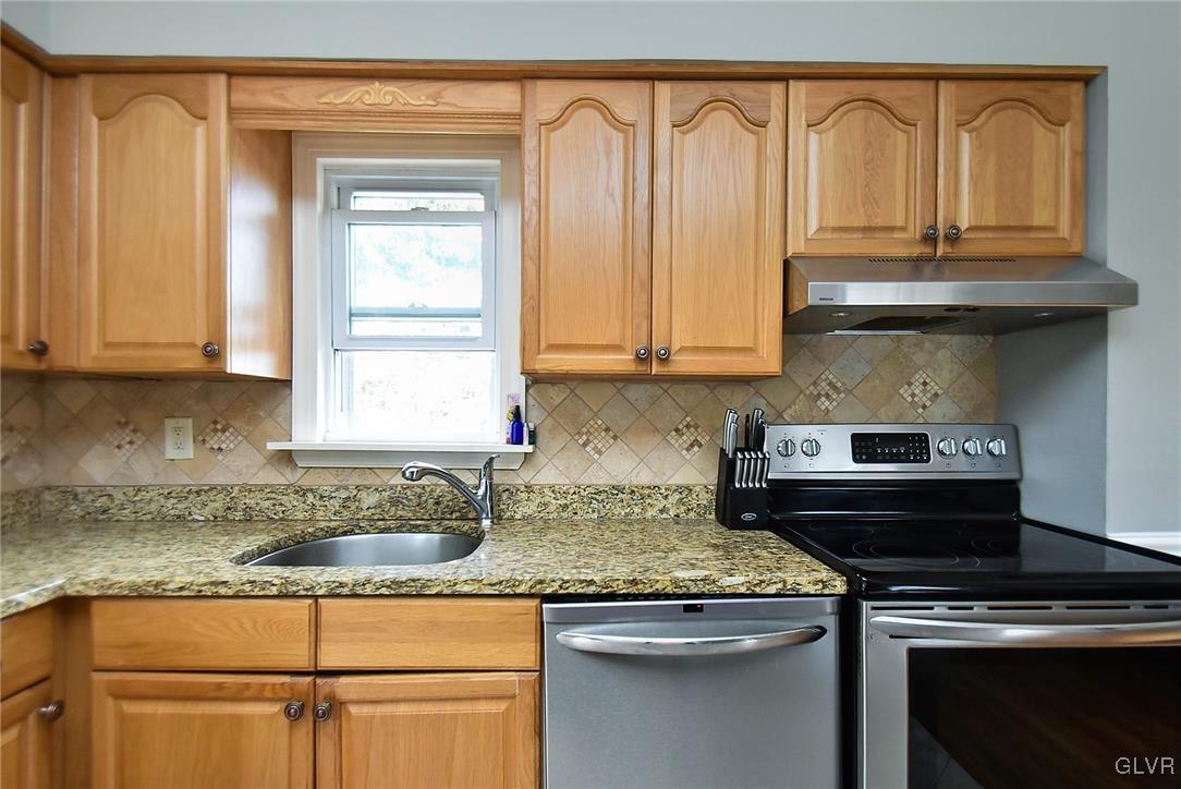 3057 Shakespeare Road Bethlehem, PA 18017 - Photo 15 of 34 Gallery Image 15