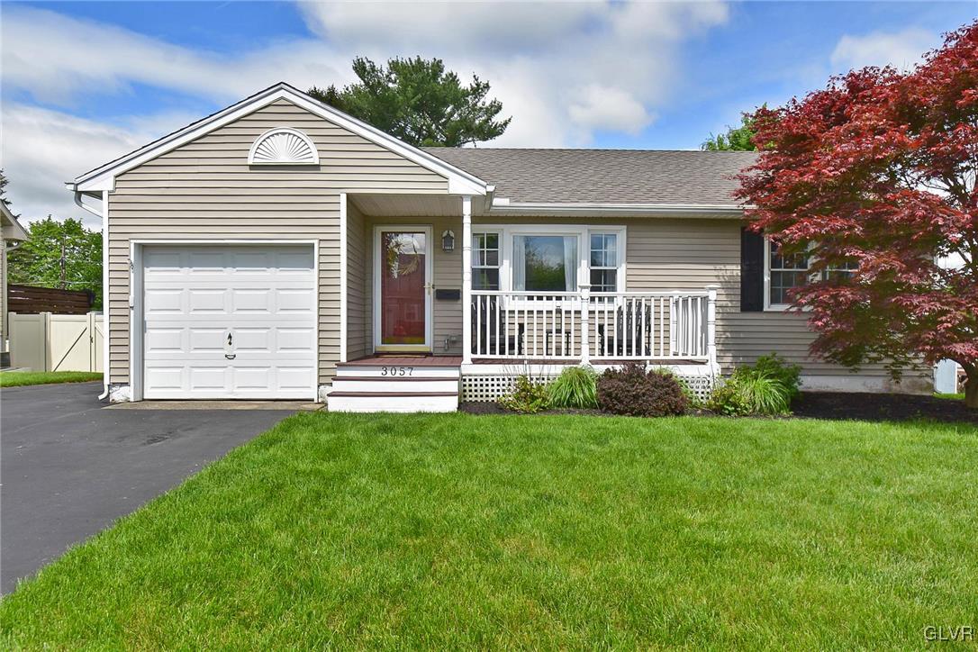 3057 Shakespeare Road Bethlehem, PA 18017 - Photo 2 of 34 Gallery Image 2