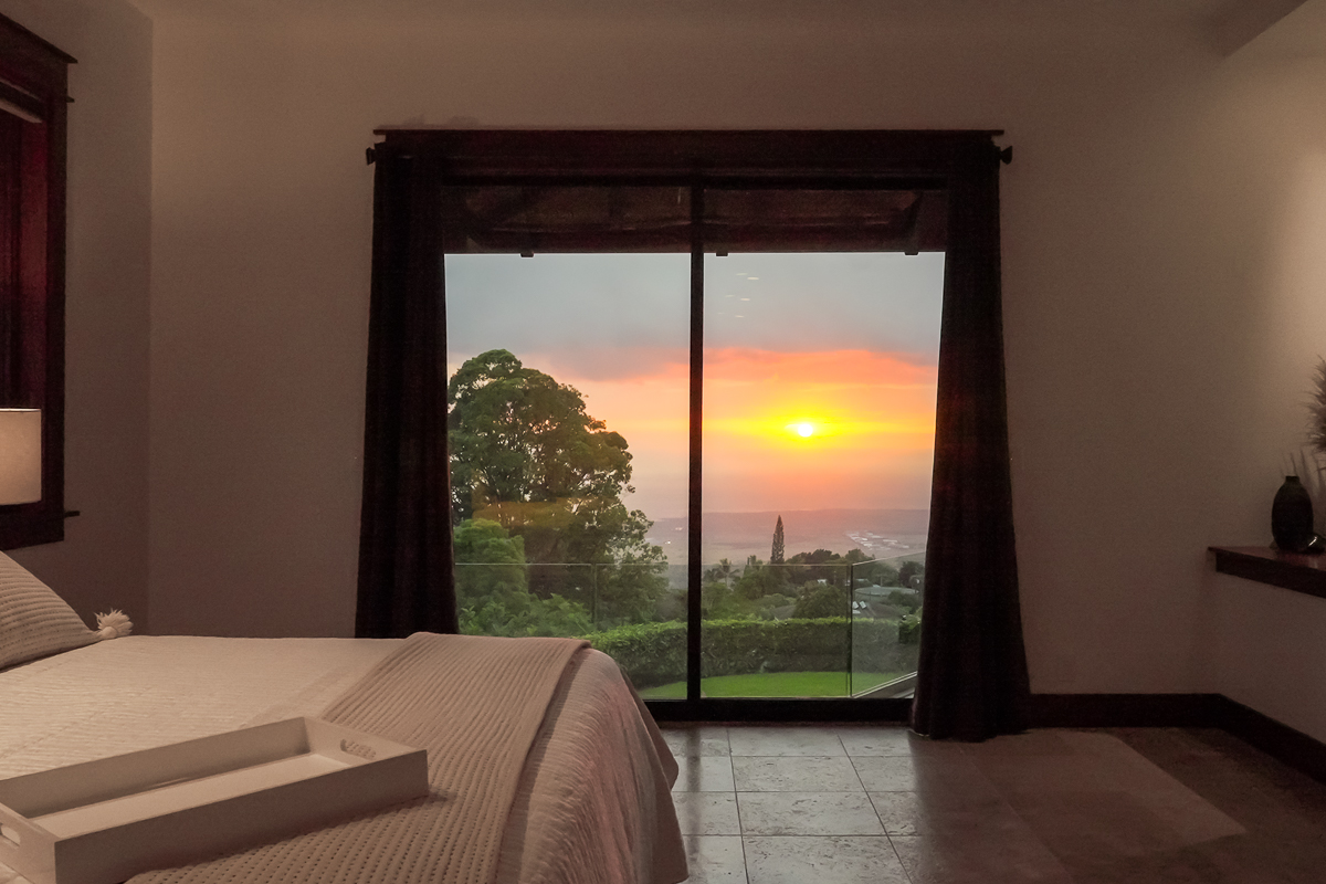 73-4695 Pilialoha Road Kailua-Kona, HI 96740 - Photo 17 of 30 a bedroom with a bed and a window