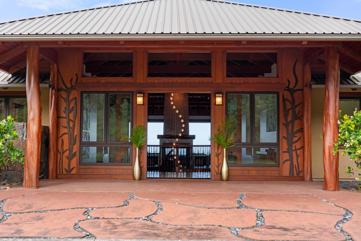 73-4695 Pilialoha Road Kailua-Kona, HI 96740 - Photo 5 of 30 a view of a house with outdoor seating