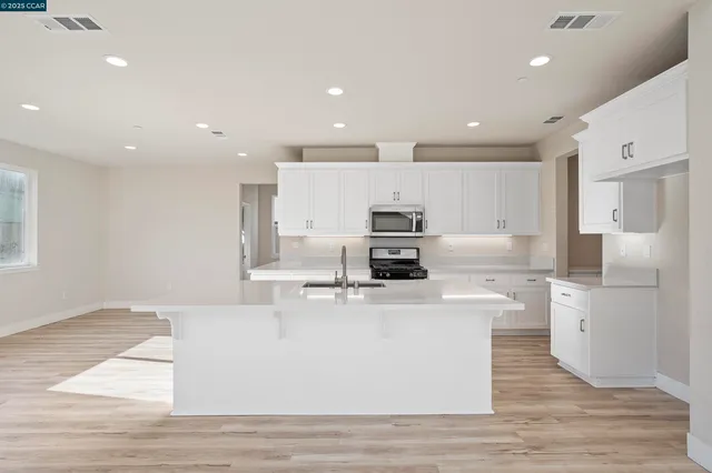 $815,000 | 5541 Promontory Way, Antioch, CA 94531