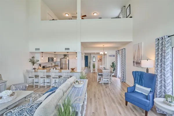 $499,000 | 73 April Point Drive South, Montgomery, TX 77356