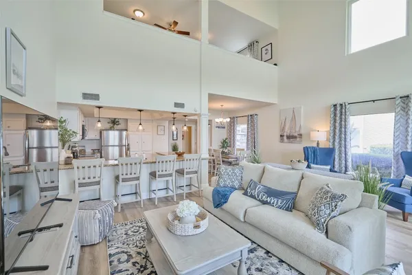 $499,000 | 73 April Point Drive South, Montgomery, TX 77356