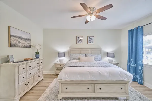 $499,000 | 73 April Point Drive South, Montgomery, TX 77356