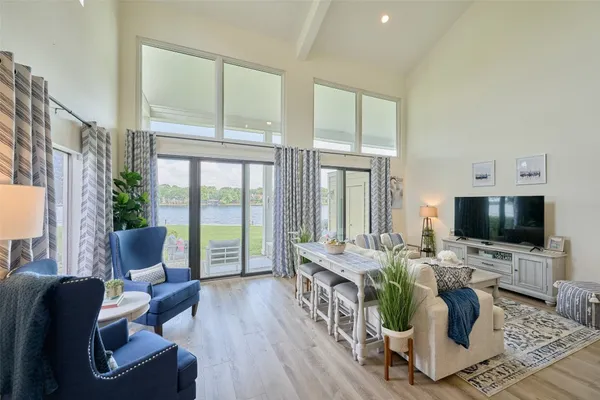 $499,000 | 73 April Point Drive South, Montgomery, TX 77356