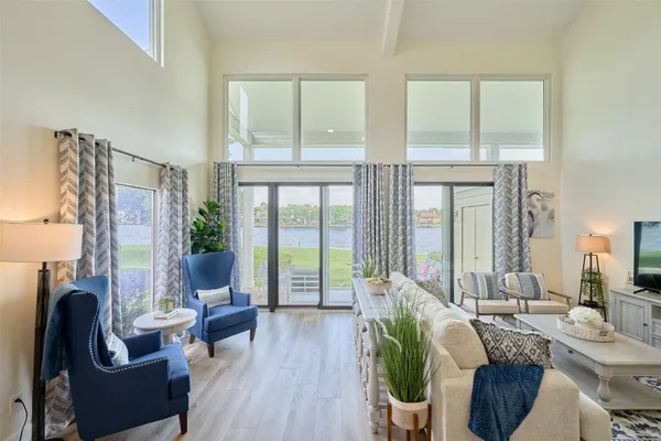 $499,000 | 73 April Point Drive South, Montgomery, TX 77356