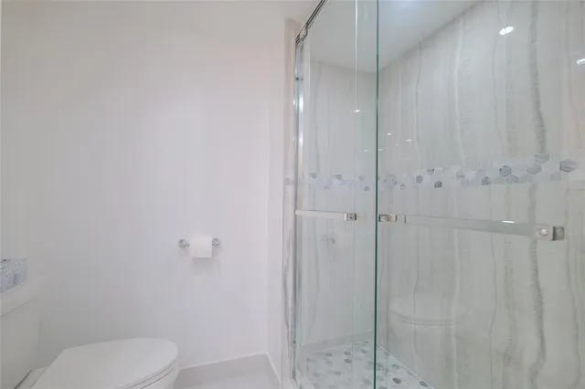 $175,000 | 7300 Radice Court, Unit 404, Lauderhill, FL 33319