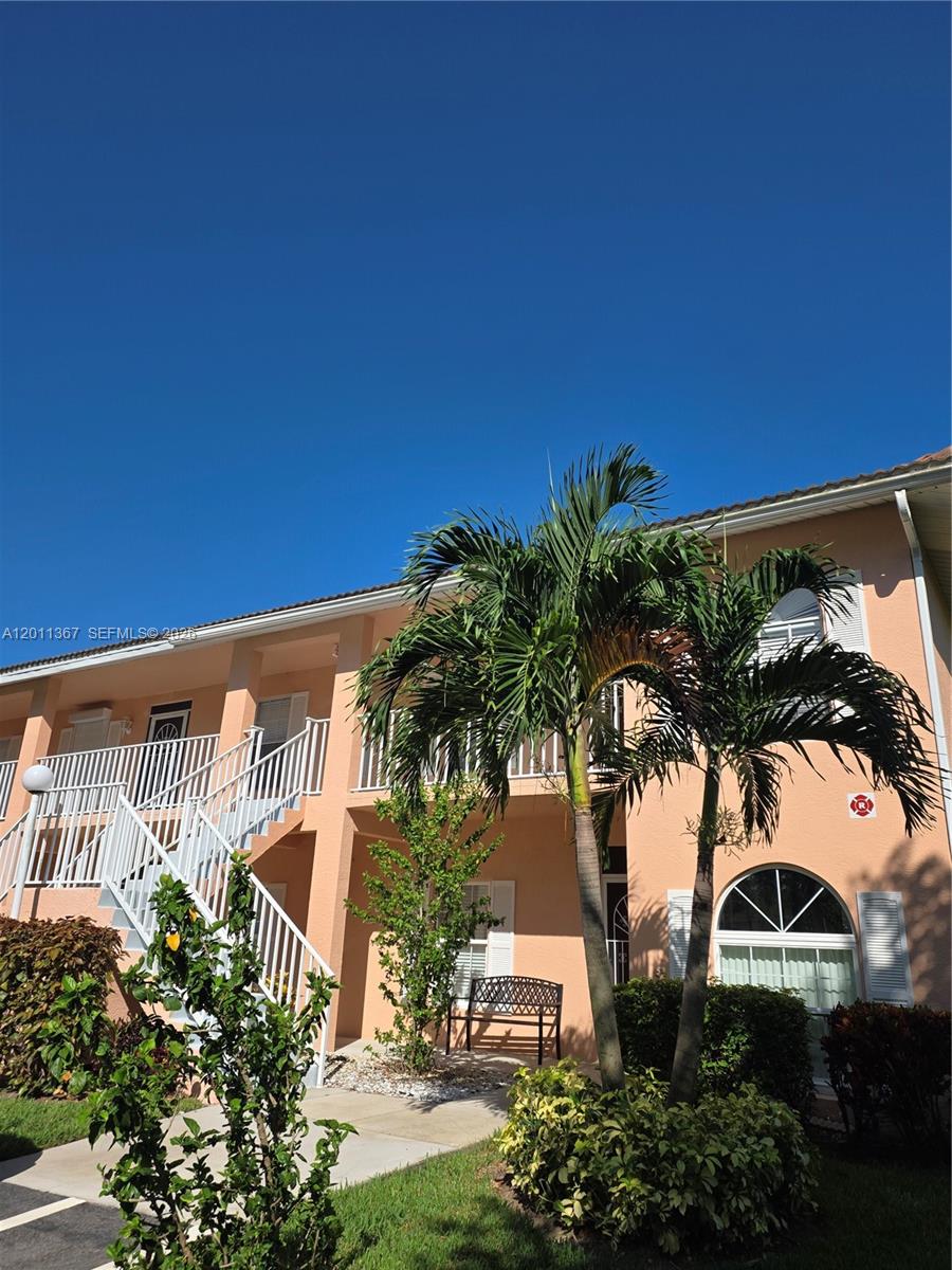 575 Augusta Boulevard, Unit 8 Naples, FL 34113 - Photo 18 of 21