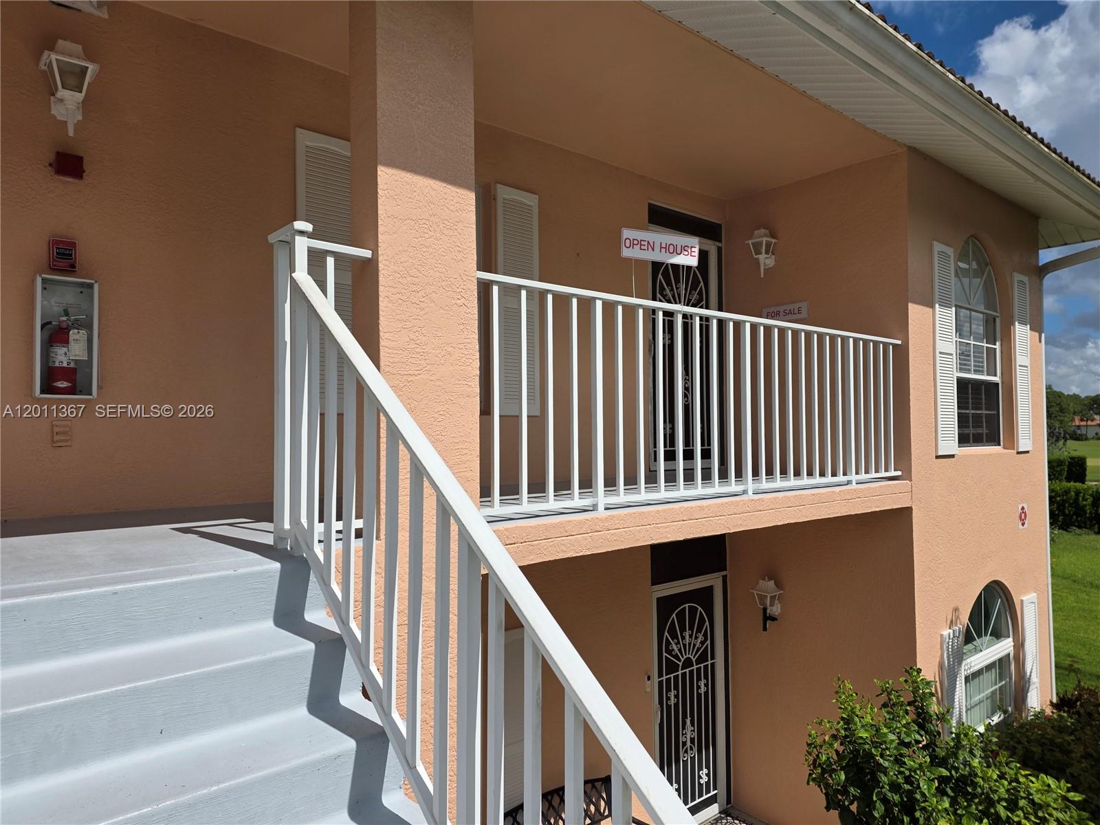 575 Augusta Boulevard, Unit 8 Naples, FL 34113 - Photo 4 of 21