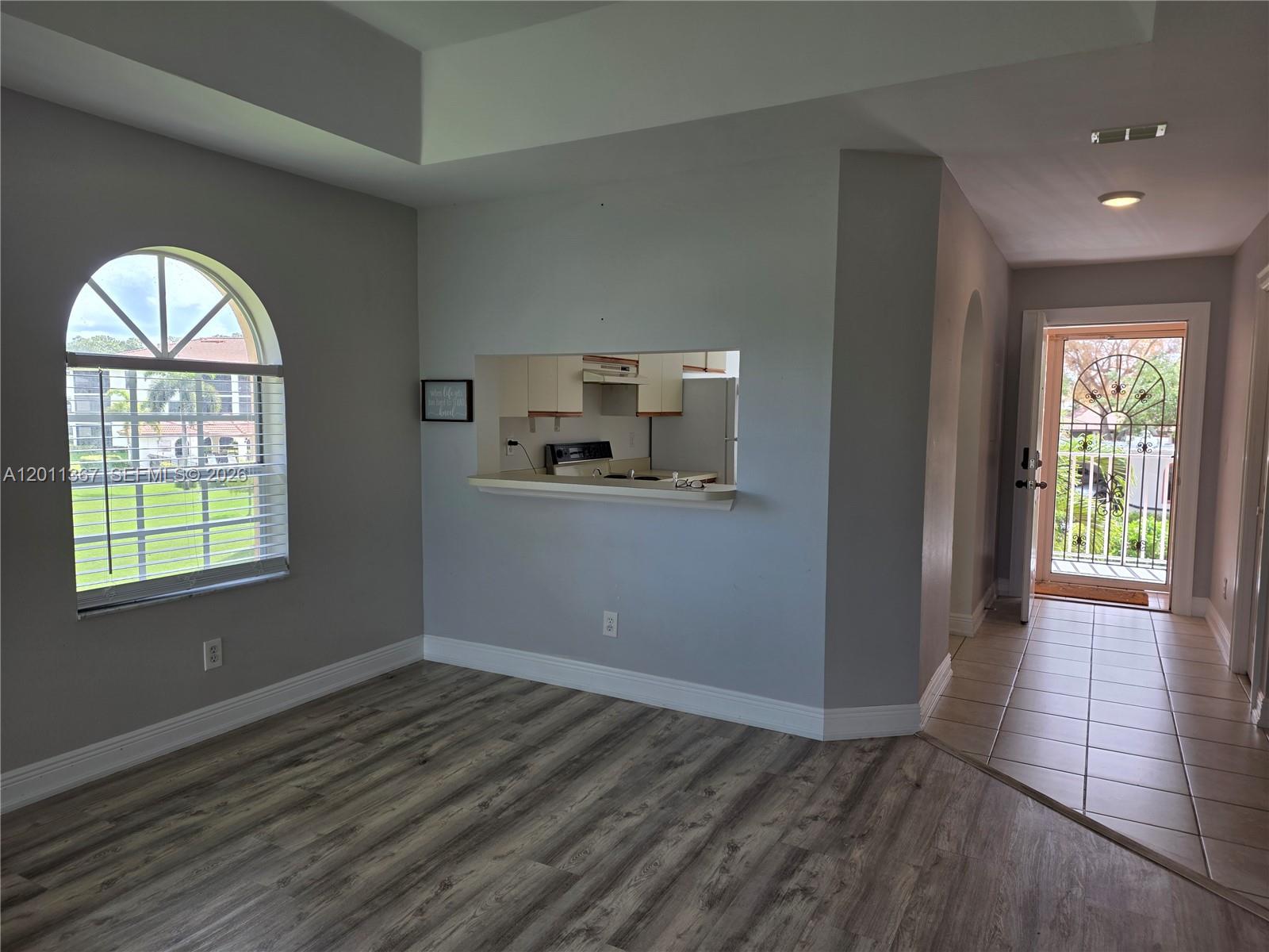 575 Augusta Boulevard, Unit 8 Naples, FL 34113 - Photo 7 of 21