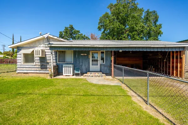 $230,000 | 60 Lake Avenue, Red Bluff, CA 96080