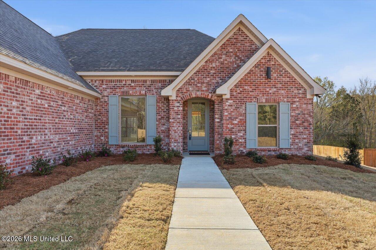 939 Mullican Road Florence, MS 39073 - Photo 5 of 66 05-939 Mullican Rd _ Home Tours MS
