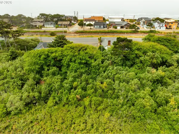 $199,900 | 1820 Highway 101, Rockaway Beach, OR 97136