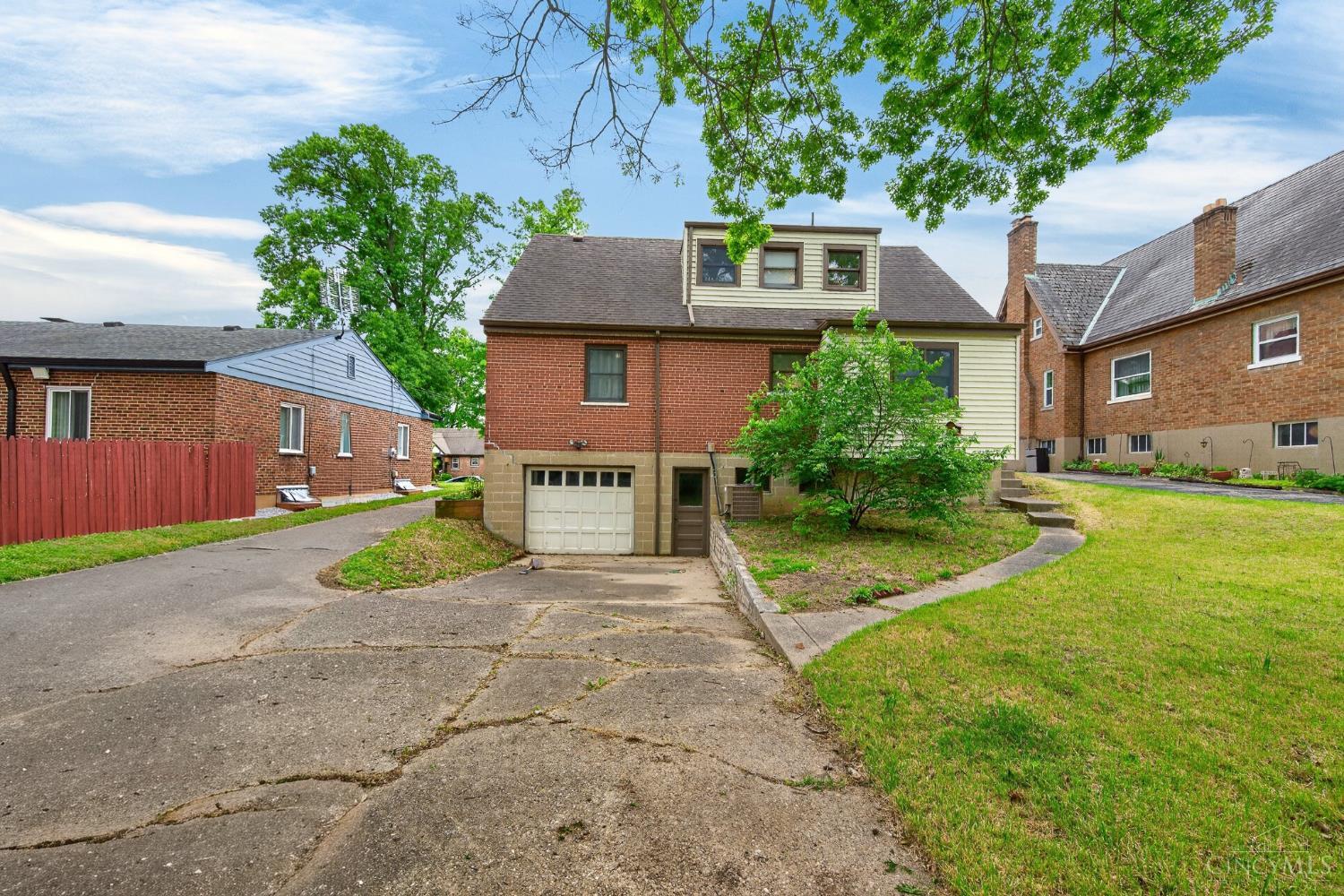 3270 Renfro Avenue Cincinnati, OH 45211 - Photo 40 of 49