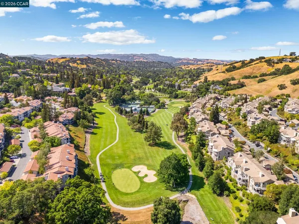 $320,000 | 2333 Pine Knoll Drive, Unit 14, Walnut Creek, CA 94595