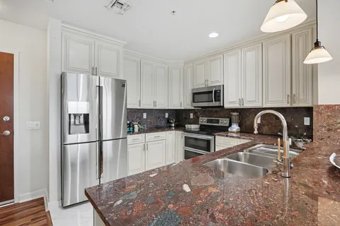 $565,000 | 300 South Australian Avenue, Unit 1408, West Palm Beach, FL 33401