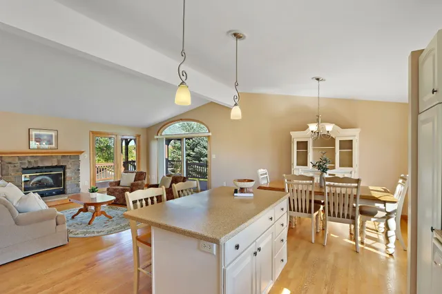 $925,000 | 2144 Blue Heron Drive, Delavan, WI 53115