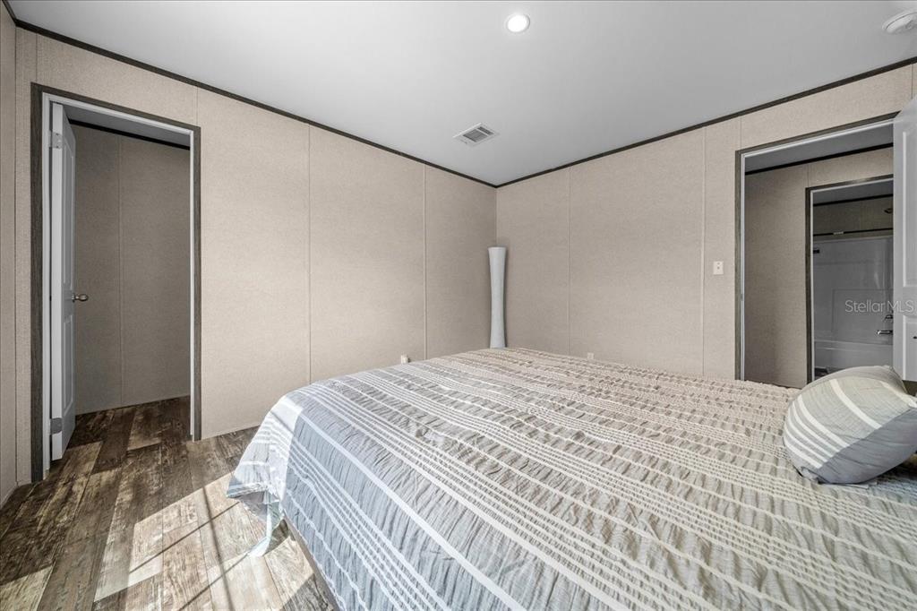 14151 Southeast 68th Lane Morriston, FL 32668 - Photo 20 of 30