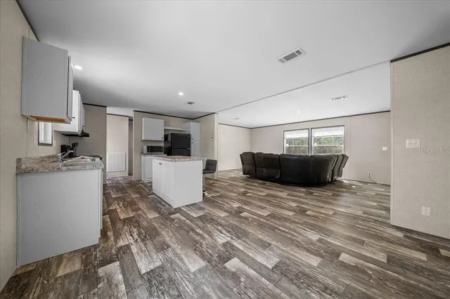 $350,000 | 14151 Southeast 68th Lane, Morriston, FL 32668