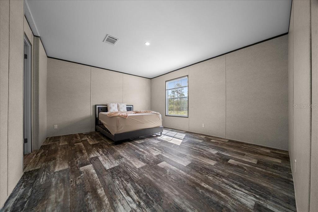 14151 Southeast 68th Lane Morriston, FL 32668 - Photo 10 of 30