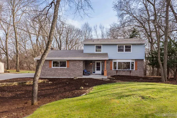 $624,900 | 4930 Hickory Trail, Middleton, WI 53562