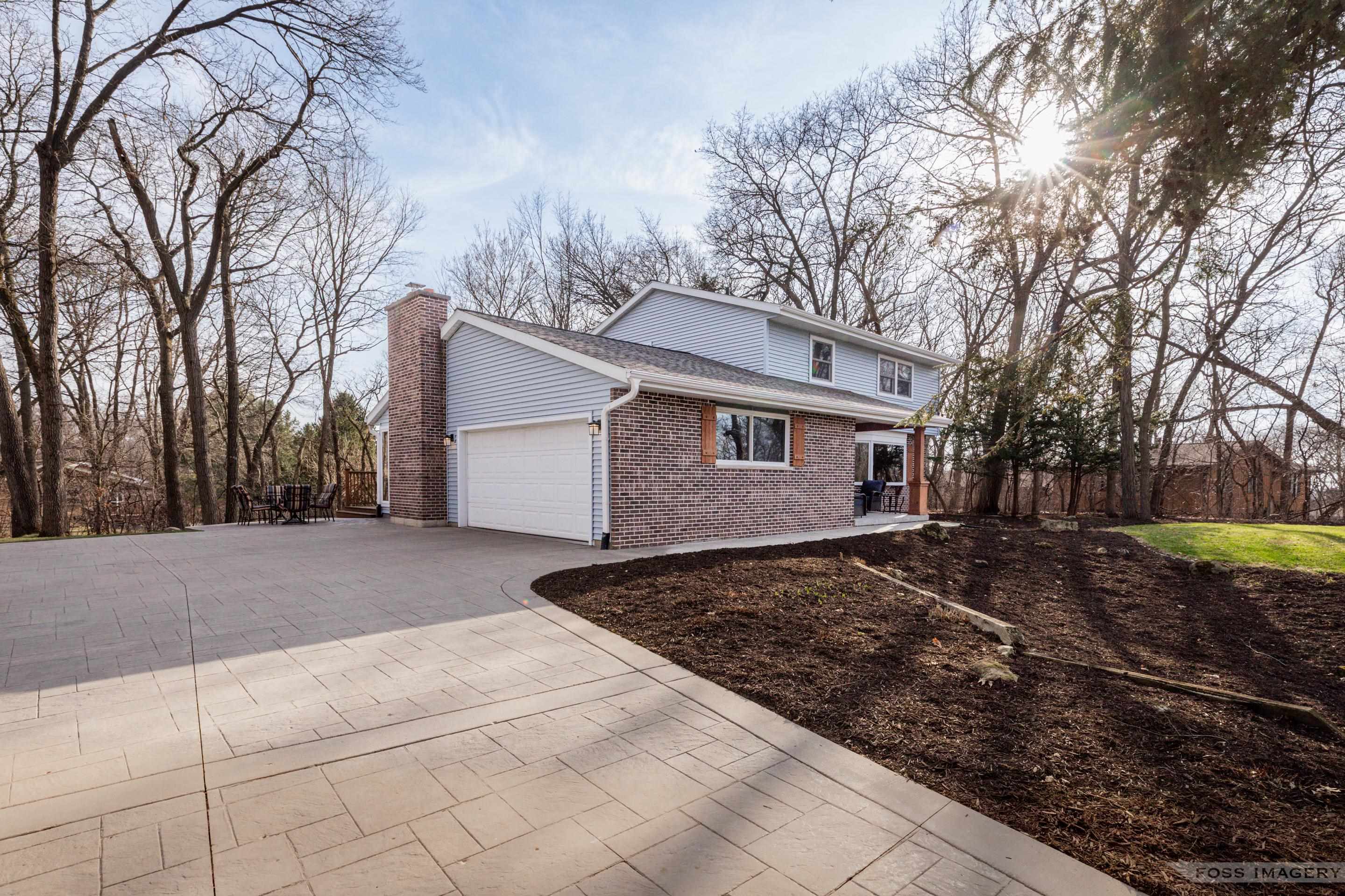 4930 Hickory Trail Middleton, WI 53562 - Photo 4 of 35