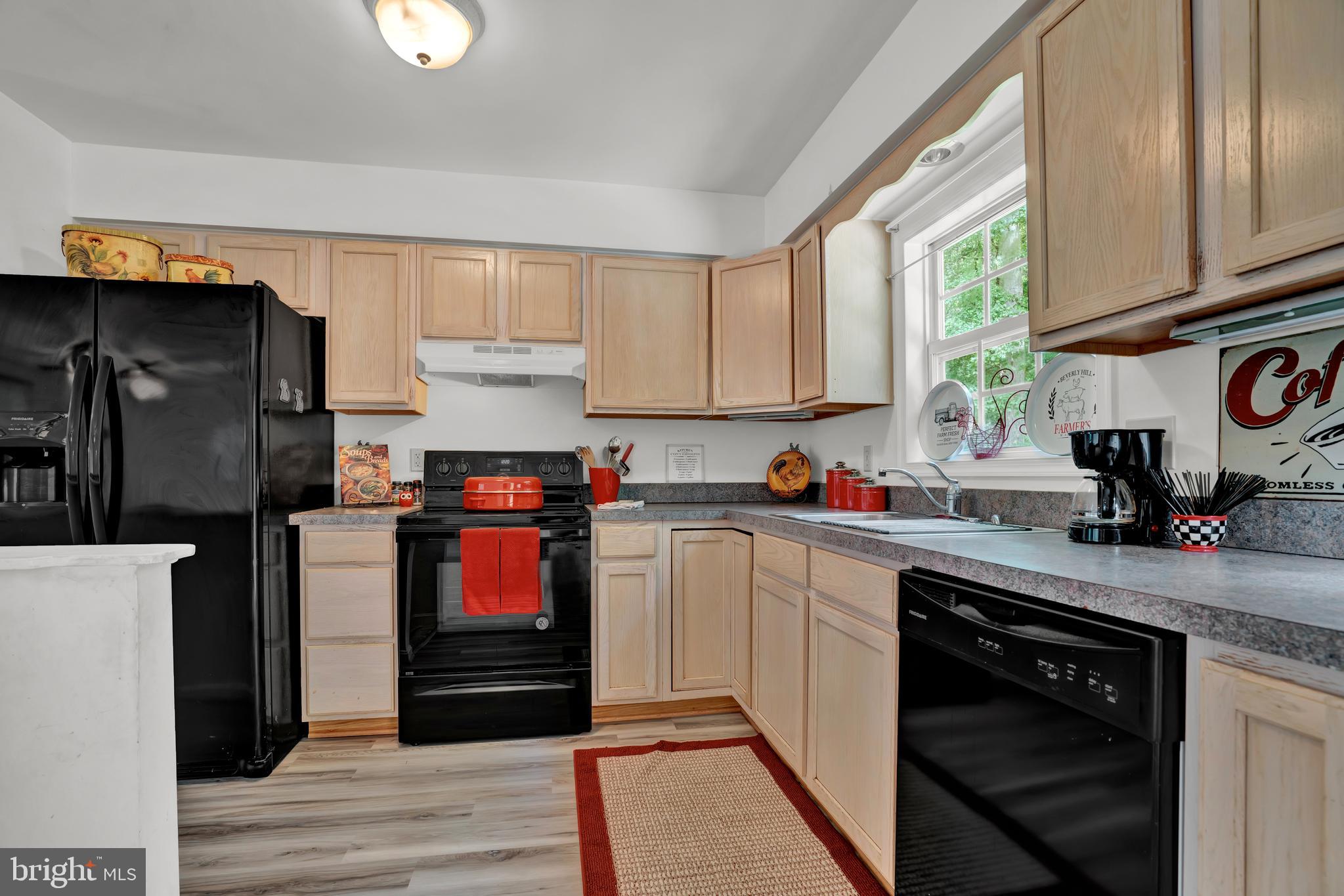 10365 River Road Rixeyville, VA 22737 - Photo 20 of 52 Main Level - Kitchen
