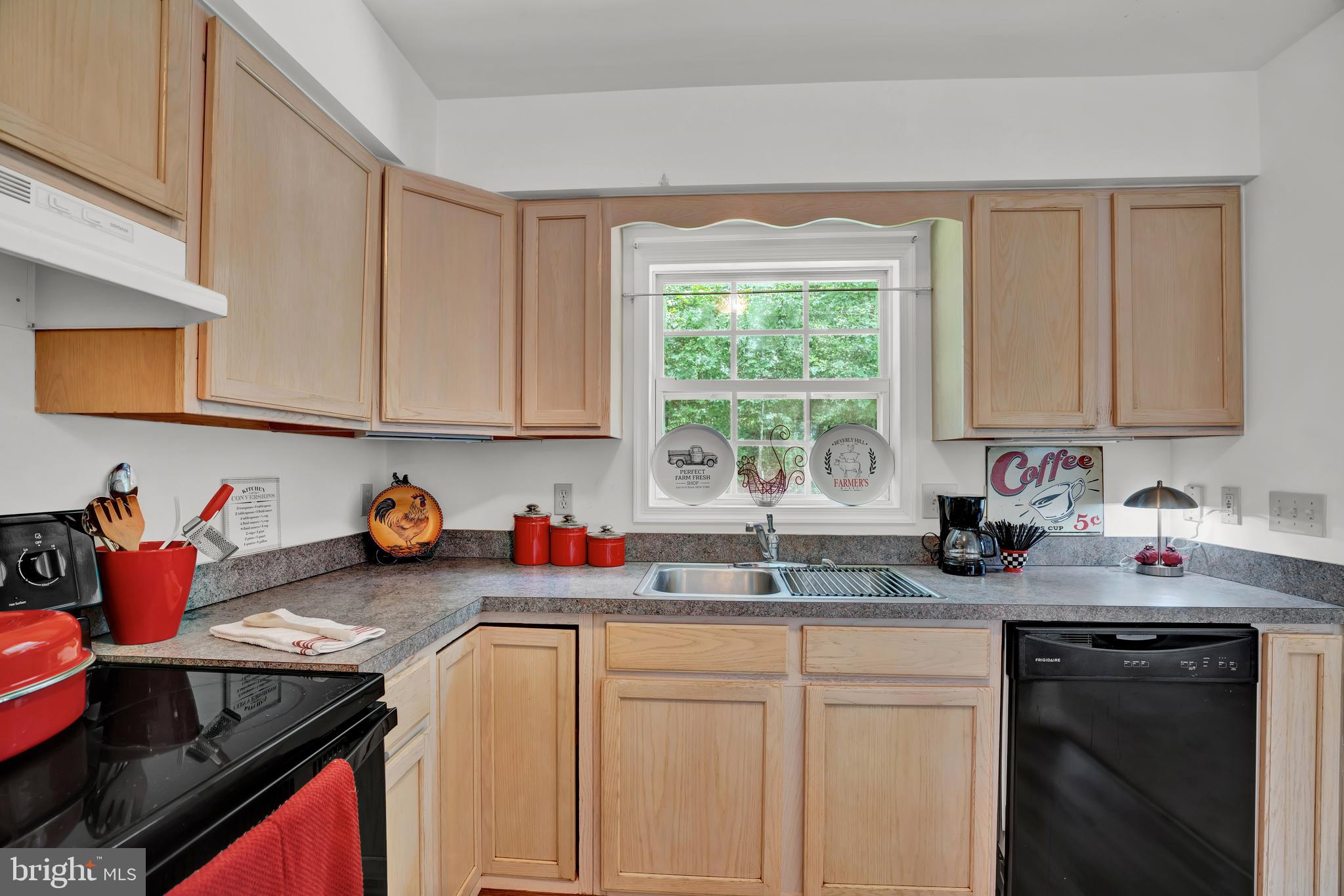 10365 River Road Rixeyville, VA 22737 - Photo 21 of 52 Main Level - Kitchen