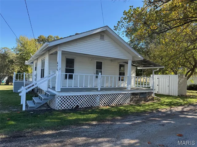 $82,500 | 626 South Locust Street, Vandalia, IL 62471