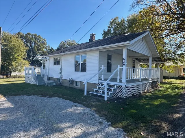 $82,500 | 626 South Locust Street, Vandalia, IL 62471