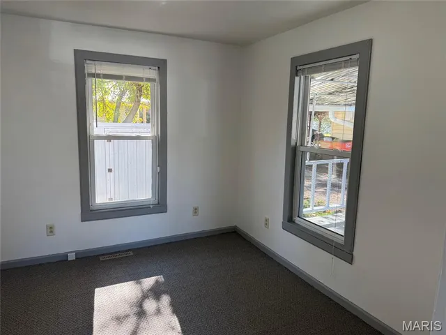 $82,500 | 626 South Locust Street, Vandalia, IL 62471