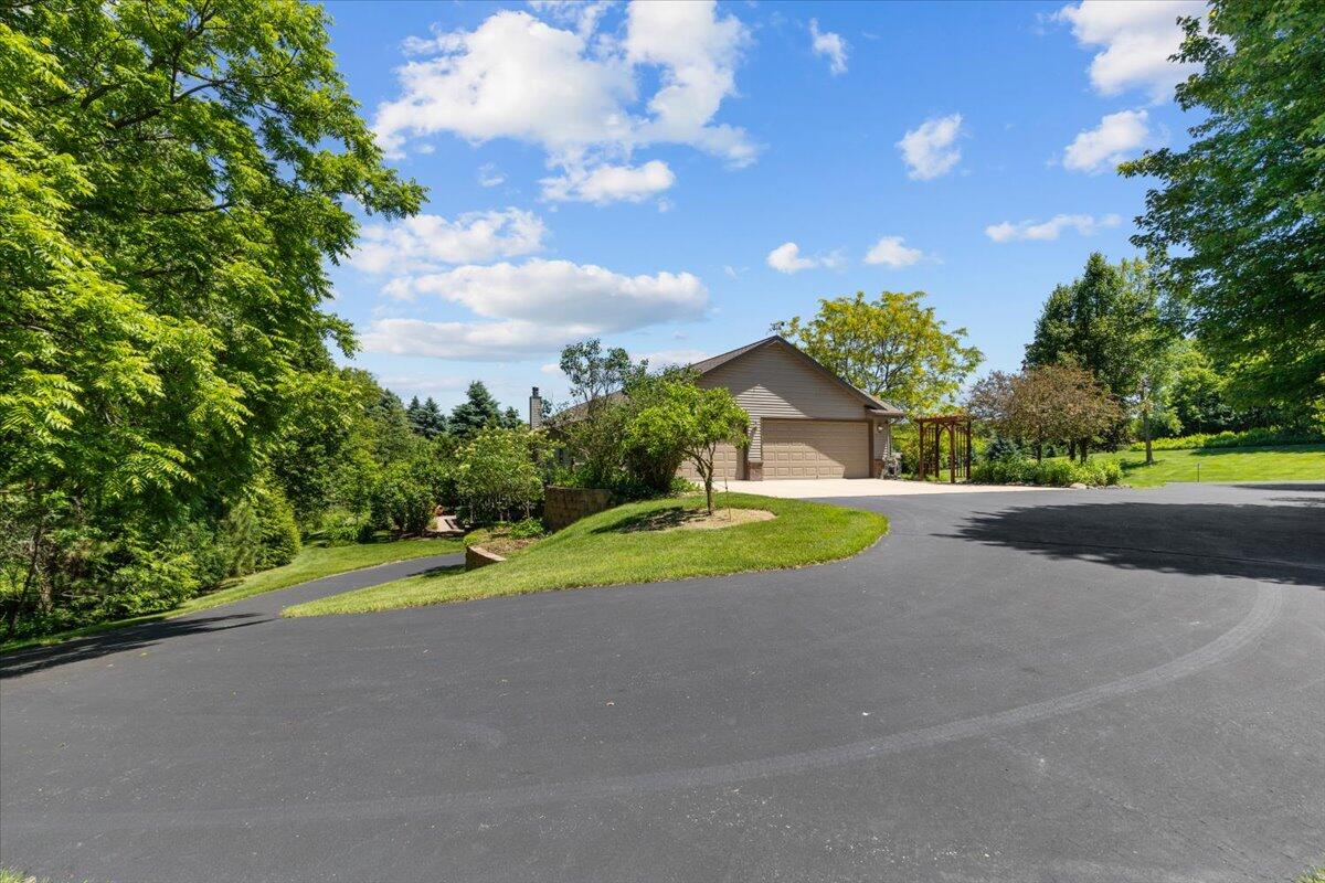 5280 Cherokee Court Addison, WI 53027 - Photo 15 of 69 35-Cherokee Ct-35