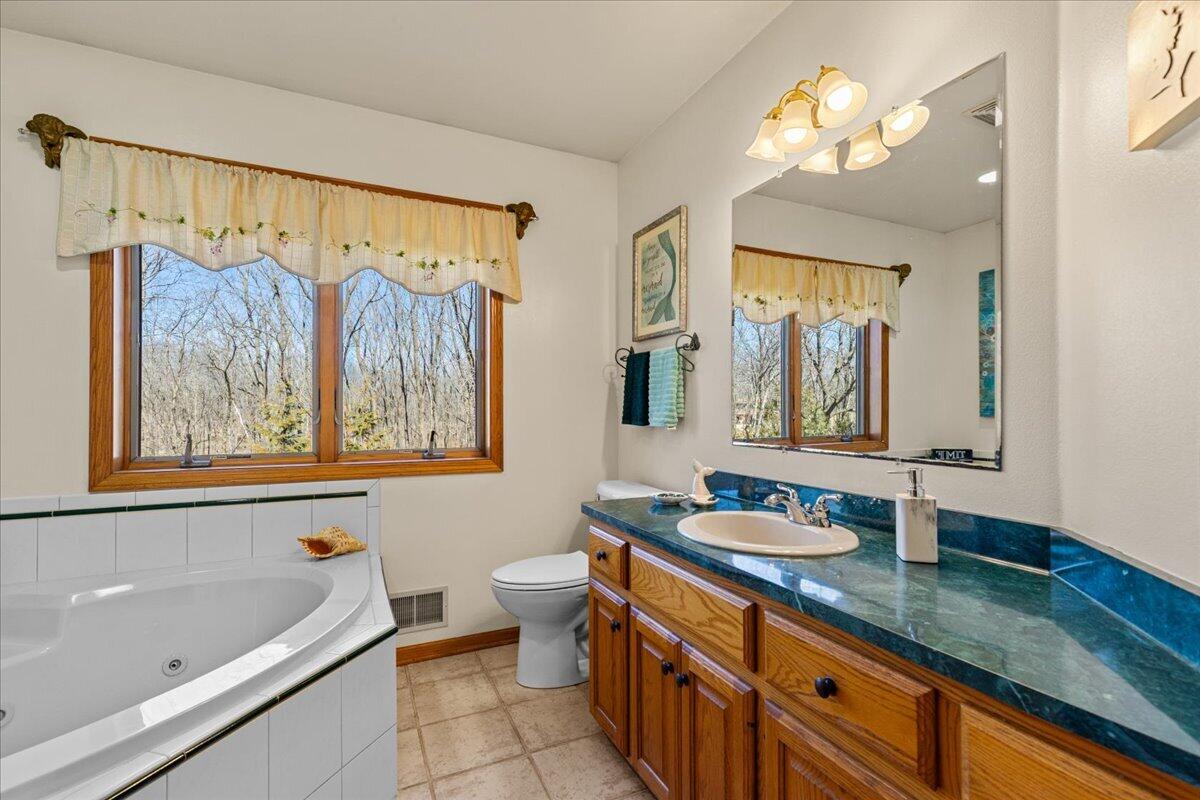 5280 Cherokee Court Addison, WI 53027 - Photo 36 of 69 083-Cherokee Ct-83